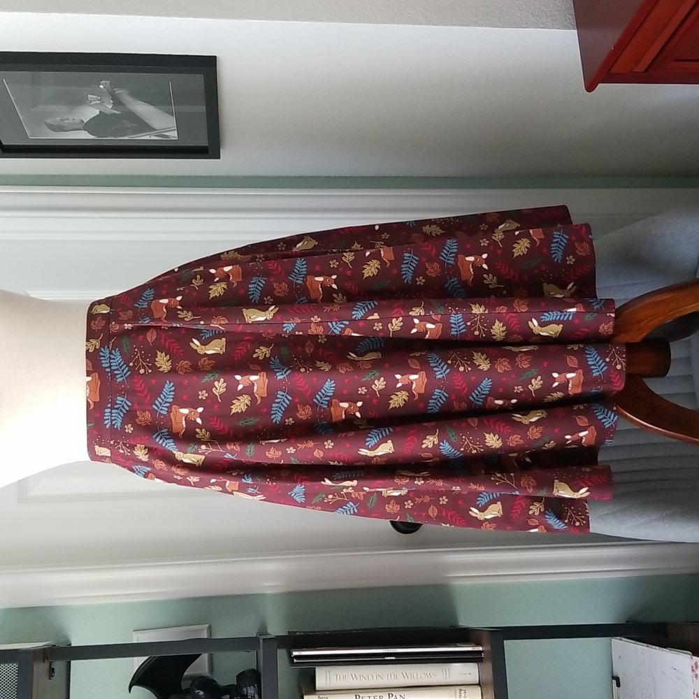 Collectif Loves Top Vintage Matilde Forest Fantasy Swing Skirt -- UK10/S, EUC